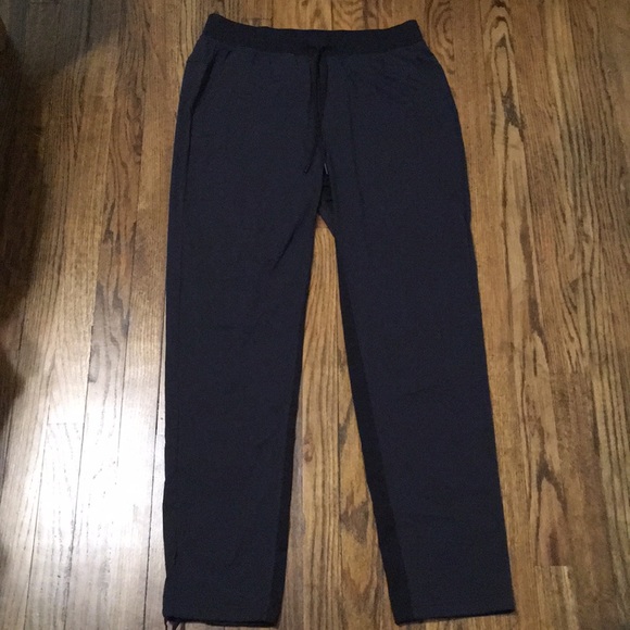 lululemon athletica Pants - Lululemon size L gray jogger pants